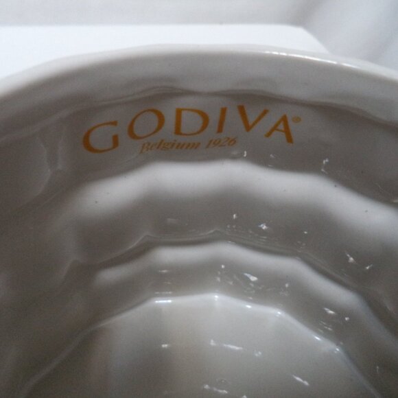 Godiva Christmas Tree mug cup Set 2 Stoneware by Modern Gourmet 20 oz NEW NWT - Picture 15 of 15